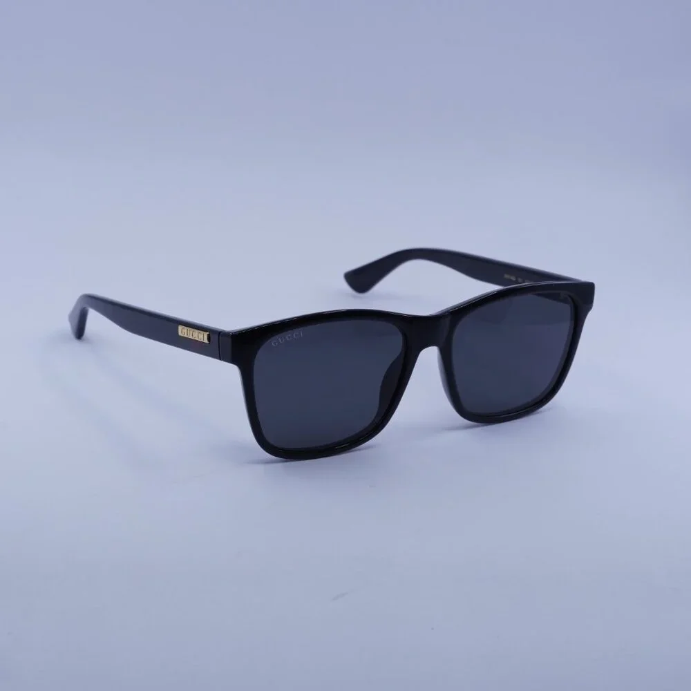 Gucci GG0746S 001 Sunglasses Black Square Frame, Grey Lenses
